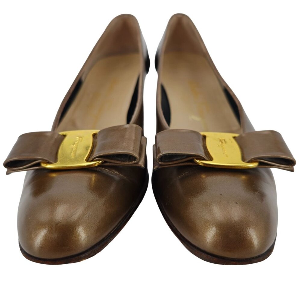 Vintage Salvatore Ferragamo Bronze Vara Bow Pumps Womens 8.5 Dress Shoes Italy - Picture 10 of 13